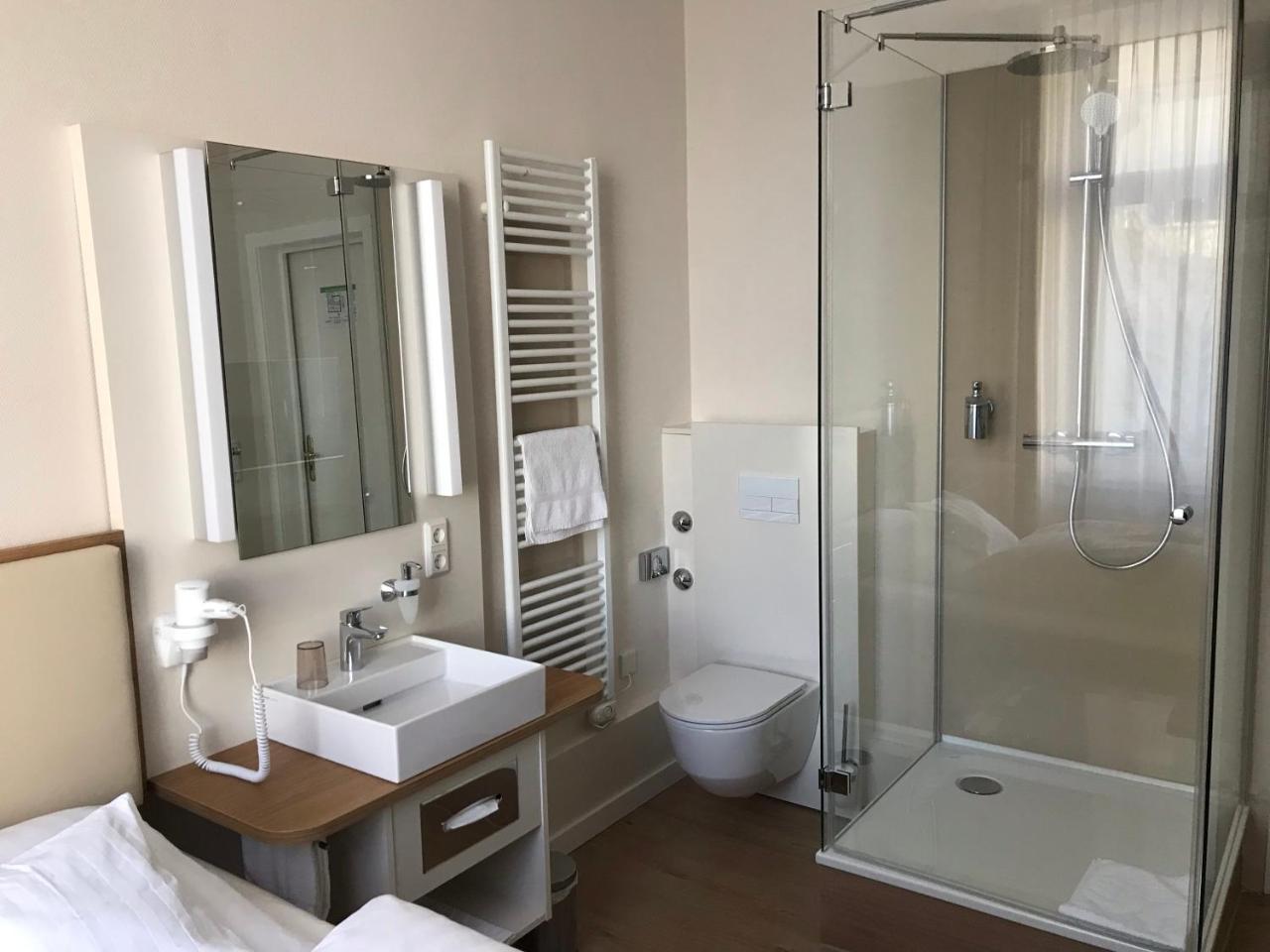 Stuettgens Hotel Velbert Eksteriør bilde
