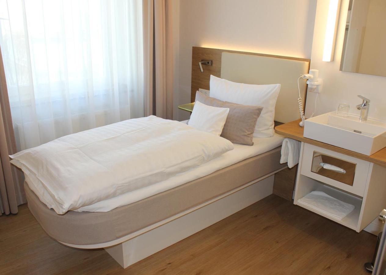 Stuettgens Hotel Velbert Eksteriør bilde